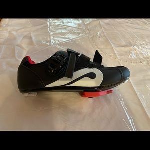 Peloton Cycling Shoes With Look Delta Cleats